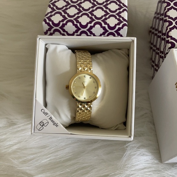 NEW GOLD Crystal Dial Fashion Bracelet Watch - Picture 6 of 9